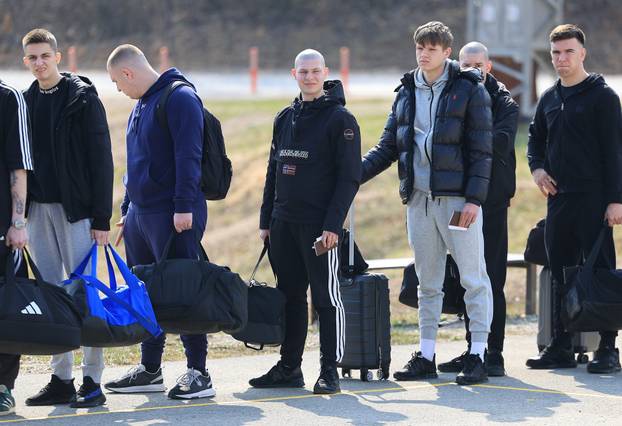 Ministar Anušić i general Kundid na prvom danu TVO-a na Slunju