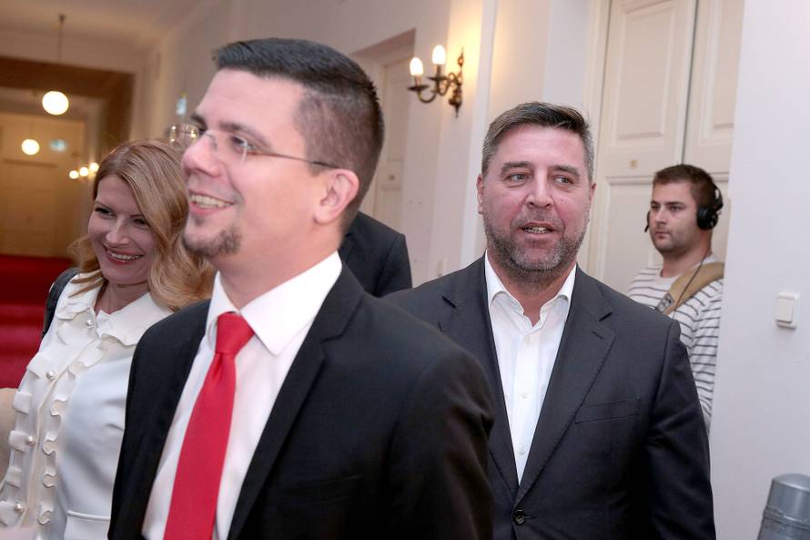 Završila sjednica: Prihvatili su četiri zakona i sugestije oporbe