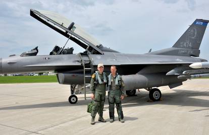 Krstičević letio u F-16: "Čast mi je, to je moćan zrakoplov..."