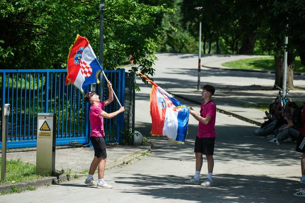 Zagrebački maturanti svoje slavlje nastavljaju na Bundeku