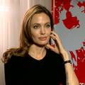 Angelina Jolie se vraća bivšem? Uhvatili ju kako ulazi u njegovu zgradu, u ruci držala bocu vina