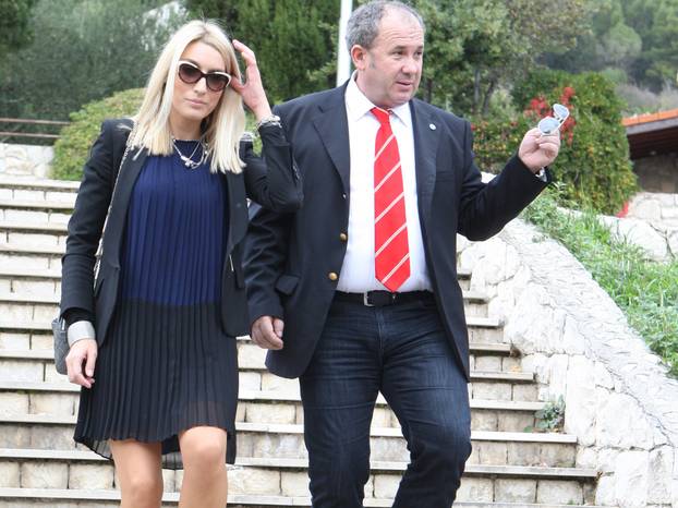 Split: Željko Kerum na glasovanje izašao u društvu Fani Horvat