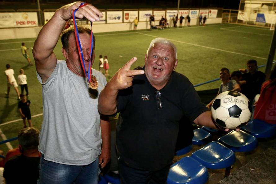 Turnir stokilaša: 'Kad raširim ruke, teško će balun u mrežu'