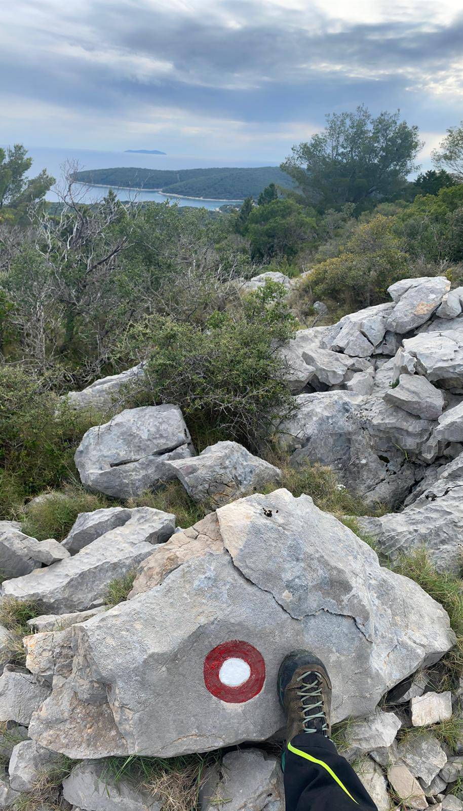 Potraga za mladićem na Korčuli traje već 10 dana: 'Psihički smo umorni, ali vjerujemo da je živ'