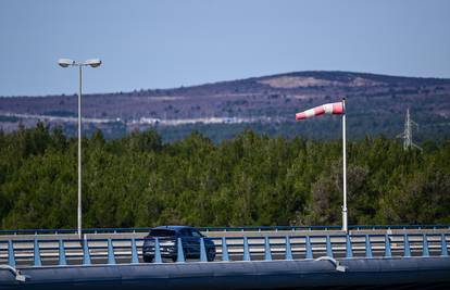 HAK: Zbog jakog vjetra na A7 zabrana za  I. skupinu vozila, ne mogu ni na dio državnih cesta