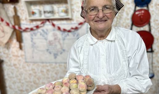 Adventski kalendar kolača, 22. dan: Breskvice bake Ane