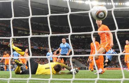 Adidas: Lopta za Euro 2012. bit će brža čak i od Jabulanija