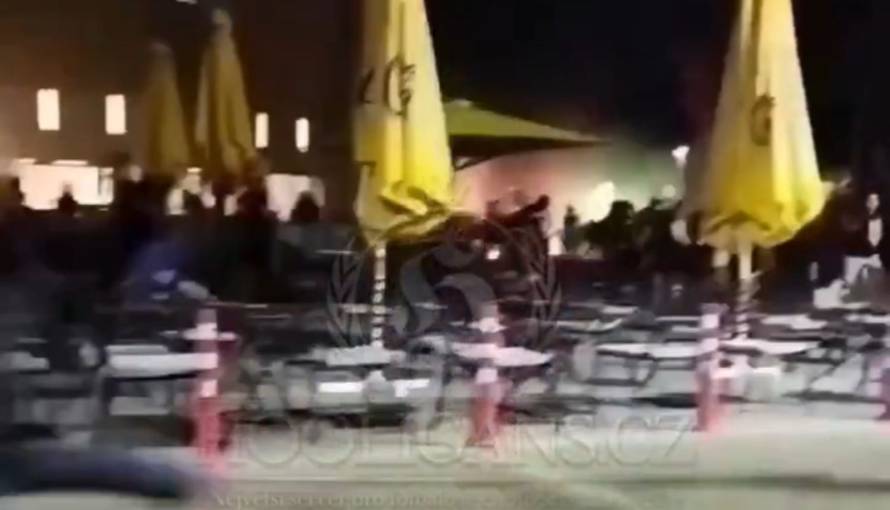 Grci: Utakmica Dinama i AEK-a pod upitnikom zbog nereda