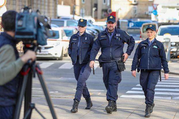 Zagreb: Policijski službenici koji su porodili trudnicu