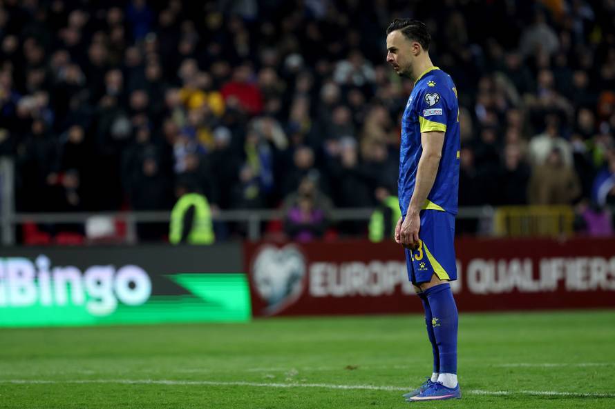 Zenica: Slavlje igrača Bosne i Hercegovine nakon što su svladali Italiju jedanaestercima