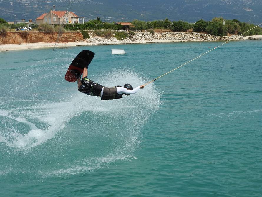 Tražite savršen spoj opuštanja i akcije? Našli ste ga!