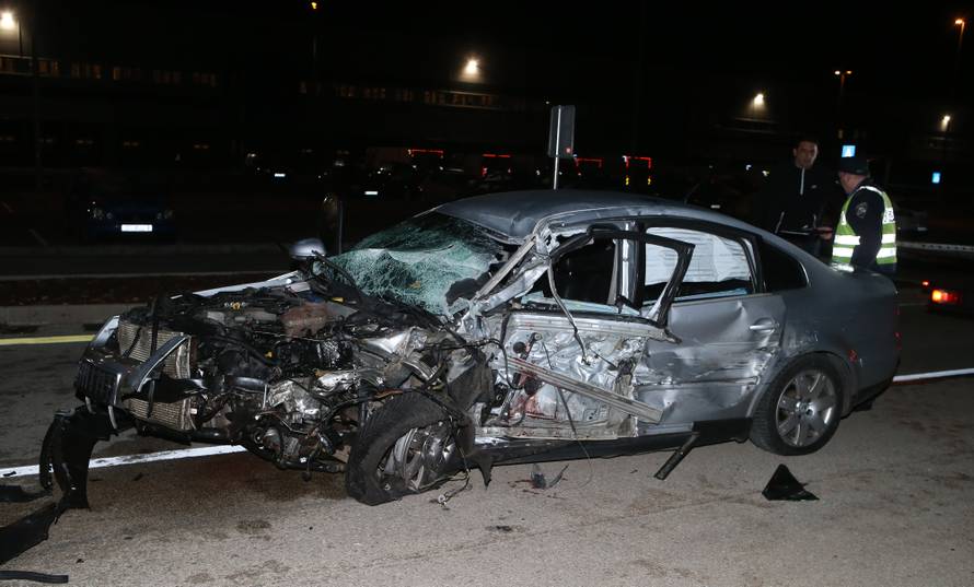 Dugopolje: Jedan mrtav, jedan kritično u stravičnoj nesreći