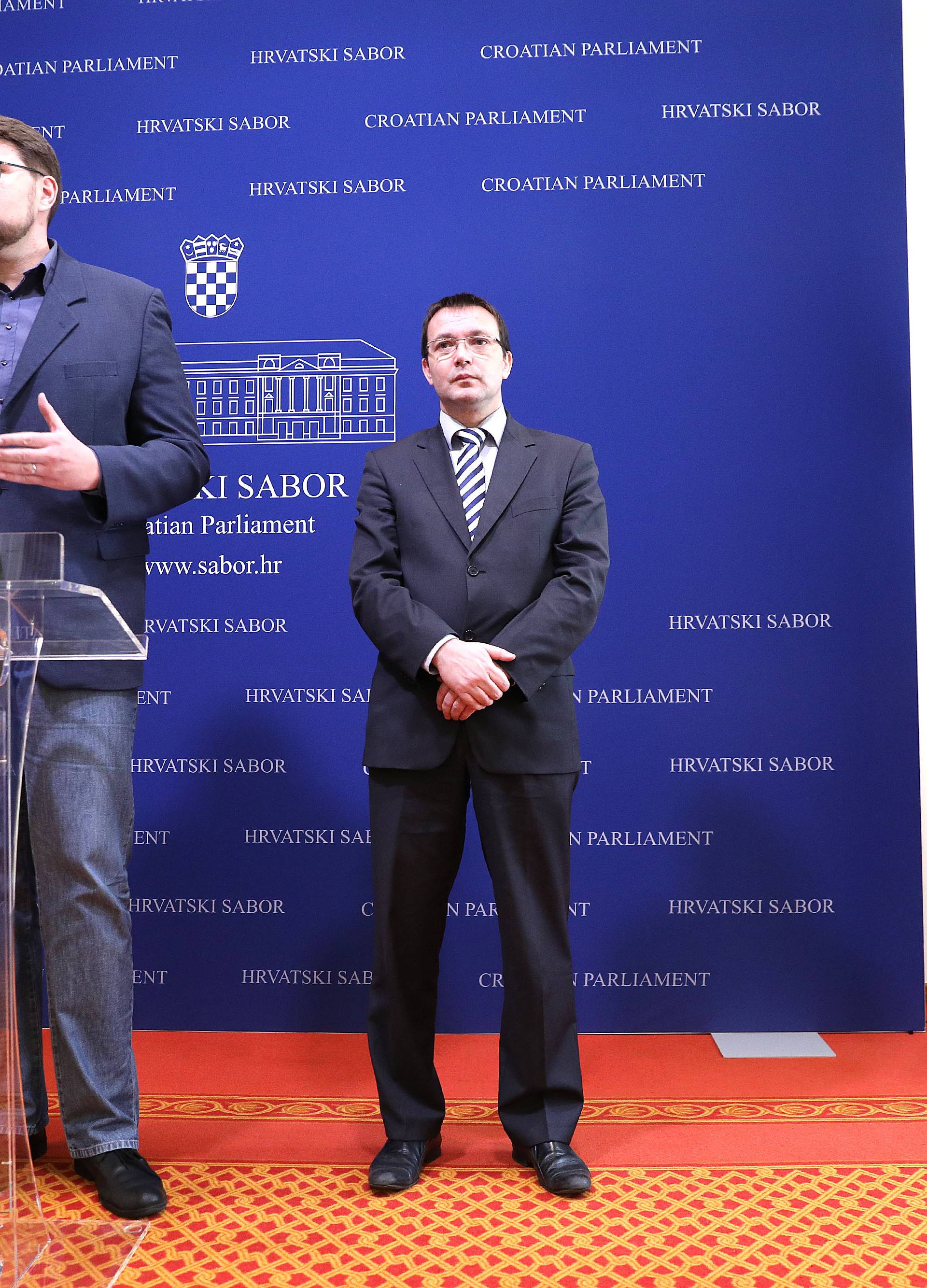 'Premijeru je vrijeme da napiše razrješenje ministrice Dalić'