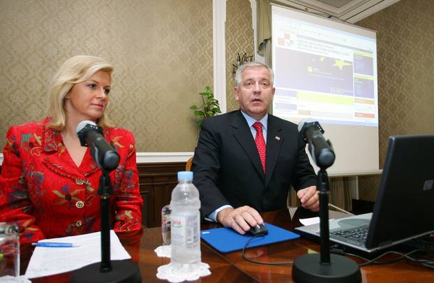 Rijeka: 29.04.1968. ro?ena Kolinda Grabar-Kitarovi?