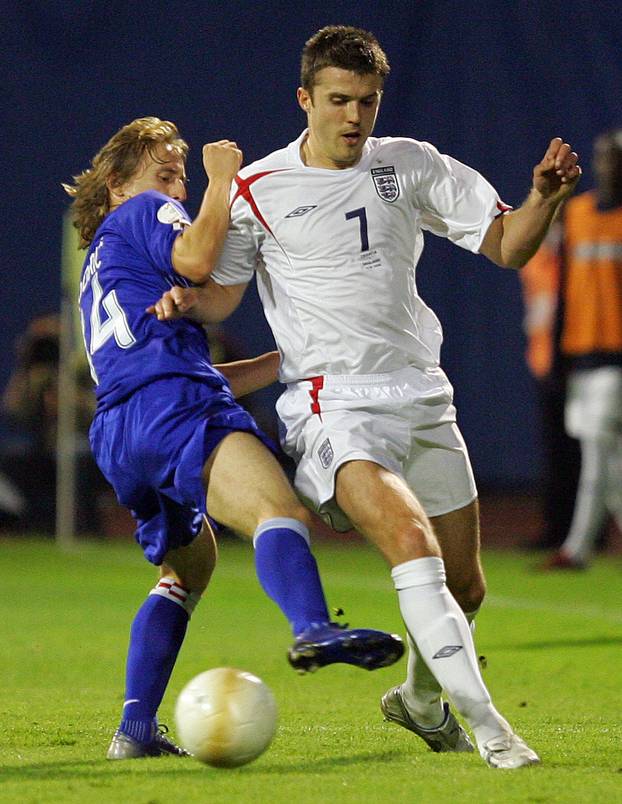 ARHIVA - 2006. Zagreb: Vatreni i "maksimirska krtica" srušili su Englesku 