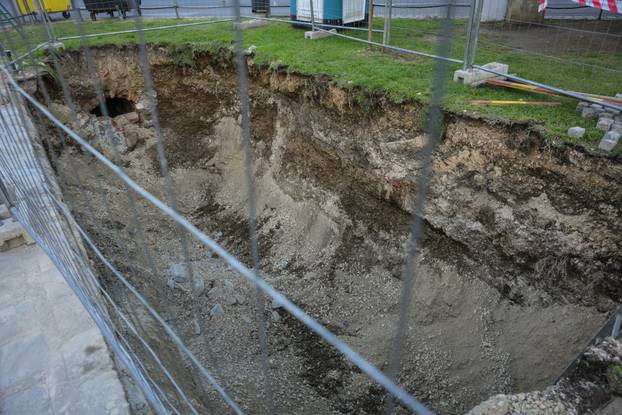 Zagreb: Na gradilištu za polupodzemne spremnike otkriven zanimljiv prolaz