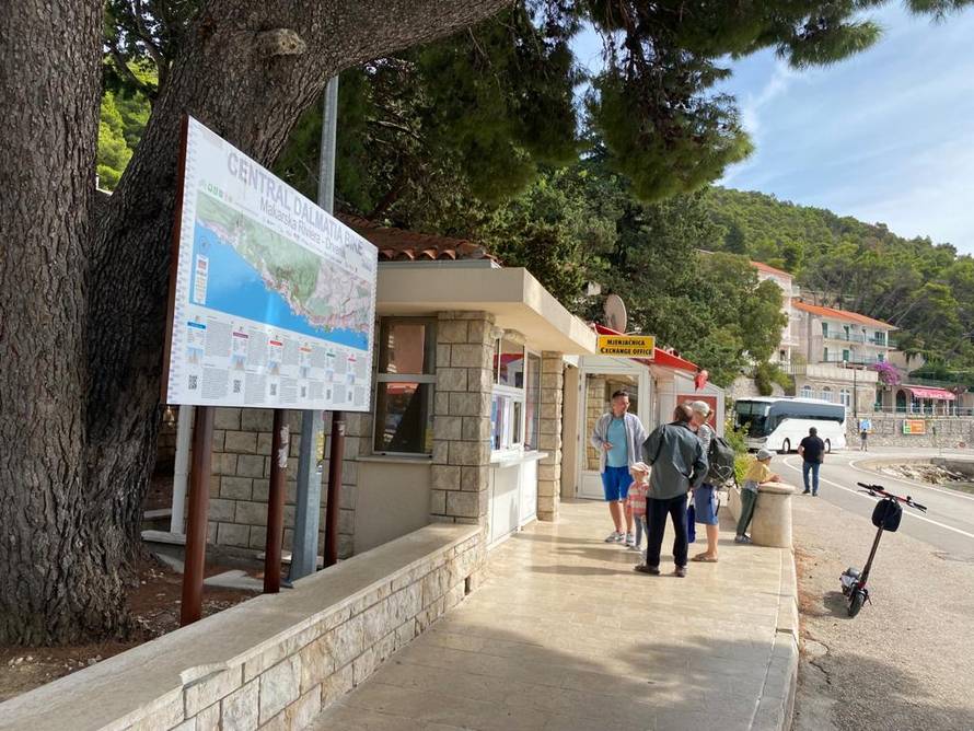 Misteriozna Slovakinja s Krka boravila je i u Drveniku: 'Mislim da je ta žena bila u Gornjoj Vali'