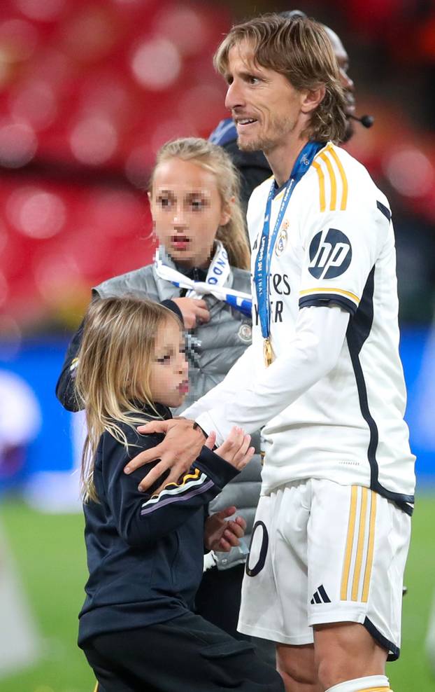 FOTO Tata, opet si prvak: Evo kako je Modrić slavio s obitelji