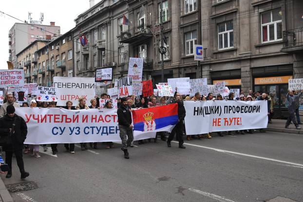 Masovni prosvjedi u Nišu