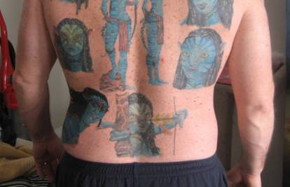 Zaljubio se u Neytiri pa njezinu sliku 10 puta tetovirao na leđa