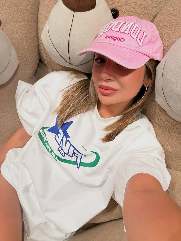 FOTO Turska influencerica upala u probleme zbog zavodljivog imidža: 'Slavim ženstvenost'