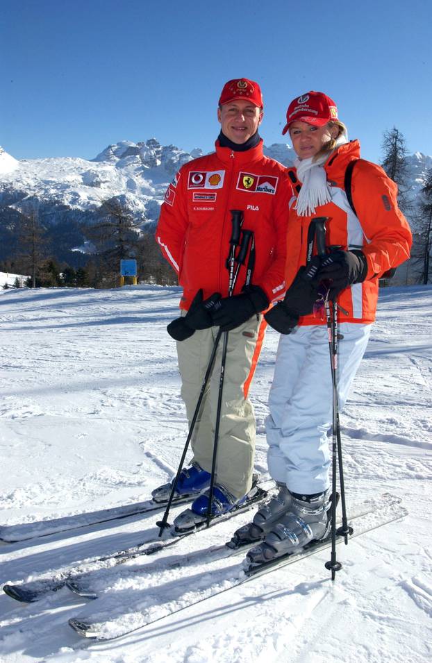Michael Schumacher goes skiing