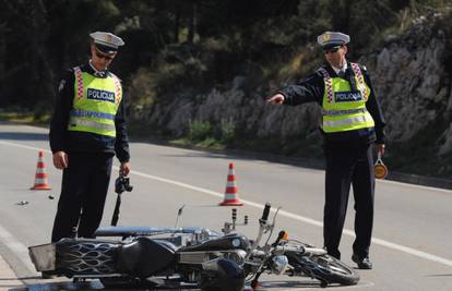 Nakon sudara s Meganeom motociklist je teško ozlijeđen