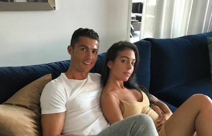 Ponosni tata Cristiano Ronaldo dobio je blizance - Evu i Matea