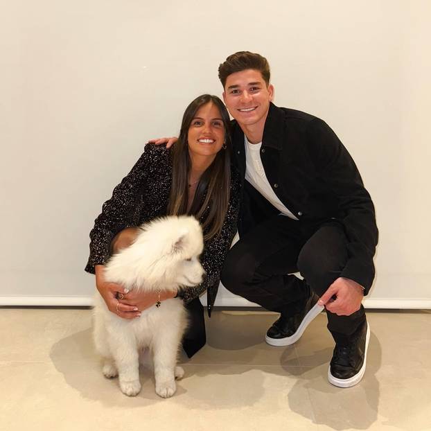 FOTO O potezu njenog momka bruji cijeli svijet. Ona je bivša hokejašica, ali i profesorica...