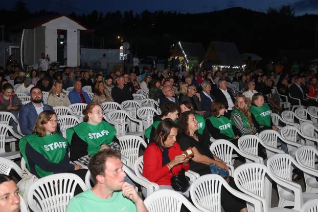 Fužine: Svjetska premijera filma Alpski ratnici kojem je prisustvovao predsjednik Milanović