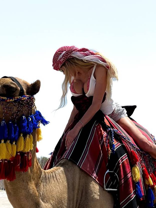 FOTO 'Izlazim s ružnim frajerima jer moram biti zgodnija u vezi'