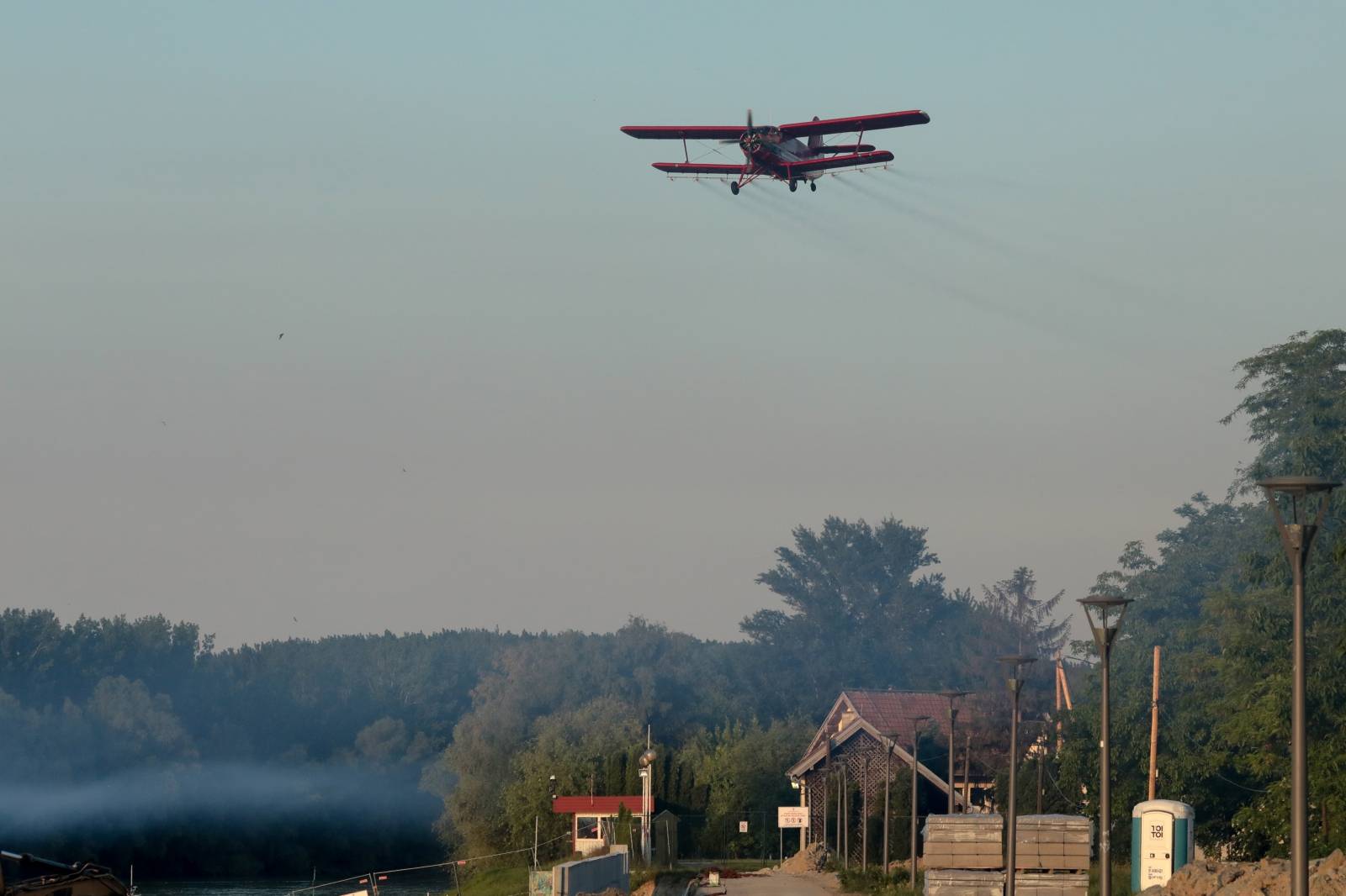 Prvo ovogodišnje zaprašivanje komaraca u Osijeku