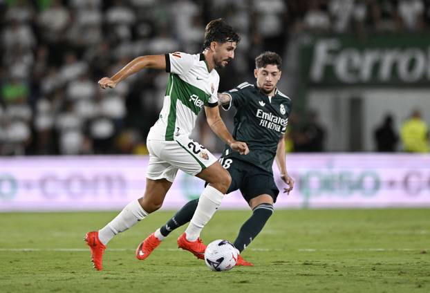 LaLiga - Elche v Real Madrid