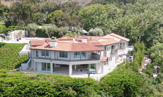 EXCLUSIVE: Malibu Dream Home! Kim Kardashian Prepares To Move Into Her Newly Renovated $70 Million Dollar Malibu Mega Mansion