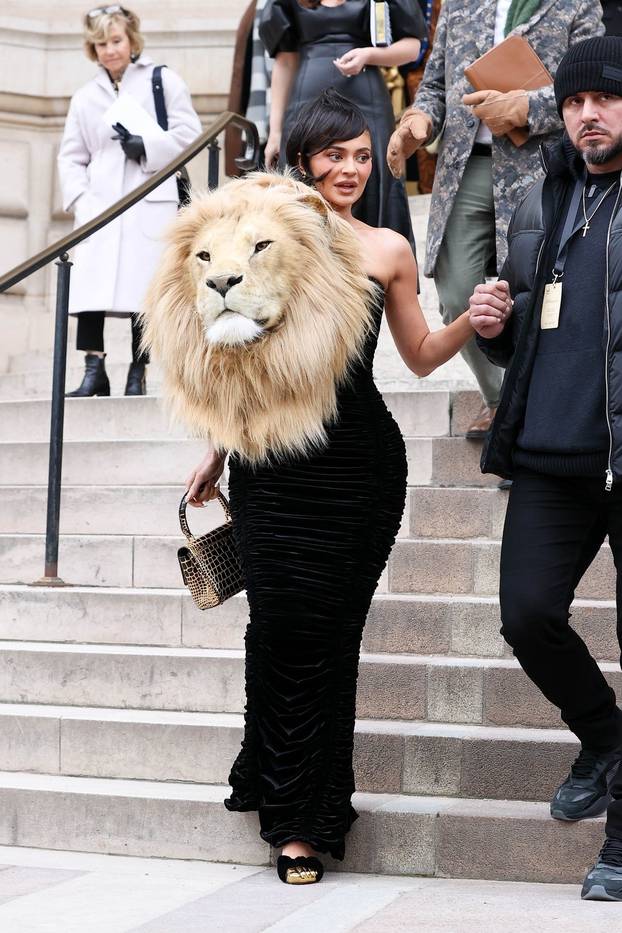 Kylie Jenner dares to ne different while stepping out a Paris Fashion Week!