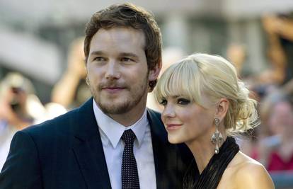 Chris Pratt na meti kritika zbog bivše žene: Srami se. Odvratno! To je majka tvog prvog djeteta.