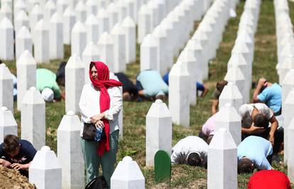 BiH: Posmrtni ostaci 50 žrtava genocida prevezeni u Srebrenicu