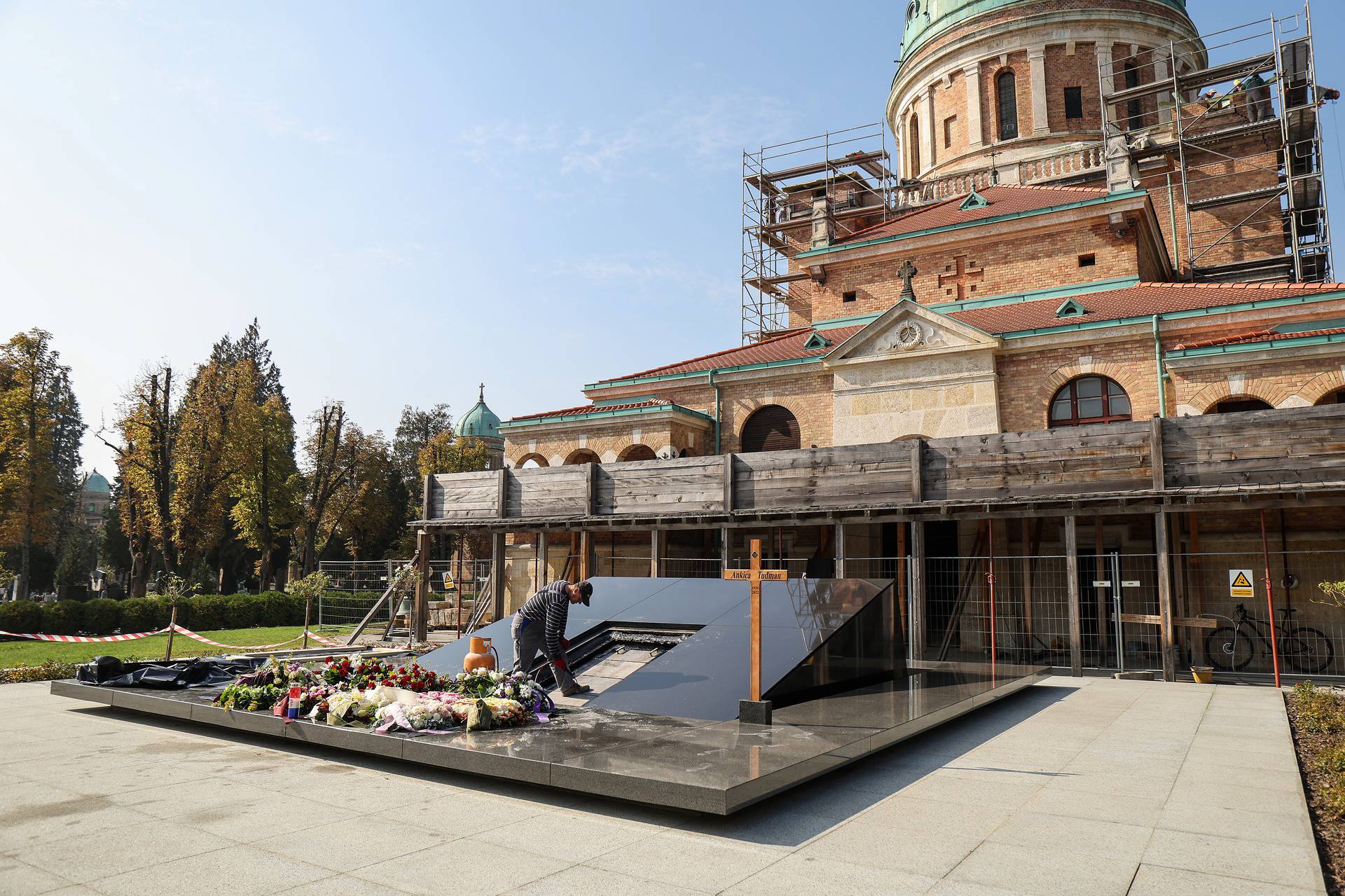 Zagreb: Grob Franje Tuđmana gdje je jučer pokopana i Ankica Tuđman