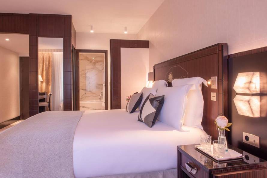 OTKRIVAMO 'Vatreni' će odsjesti u luksuznom Du Collectionneur hotelu. Evo u čemu će uživati...