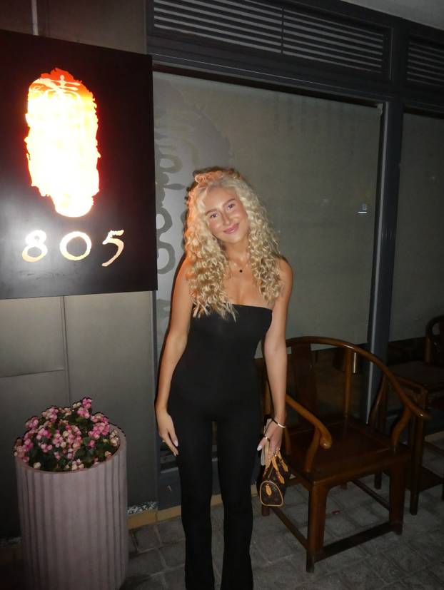 FOTO Plavuša je nova 'šefica' na Rujevici! Zavela je heroja Rijeke