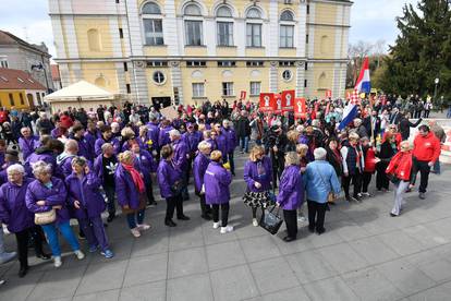 Veliki prosvjed oporbe  Varaždinu