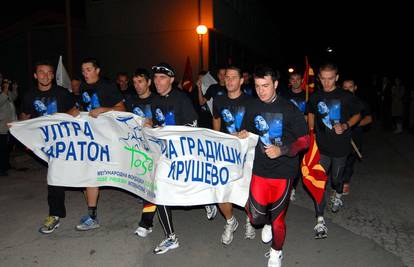 Maratonci u Tošinu čast trče od Nove Gradiške do Kruševa