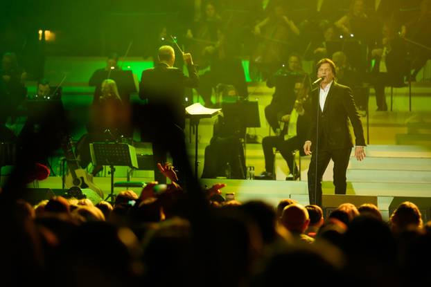 Zdravko Čolić održao je koncert u Areni Zagreb