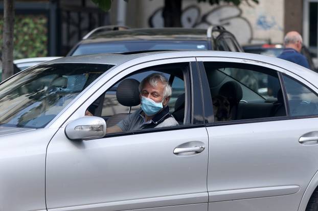 Beograd: Glumac Branko Miličević, poznat i kao Branko Kockica, u svom automobilu