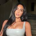 Kim Kardashian otkrila da se i ona bori s aknama: 'Imam 40 godina, ne mogu vjerovati...'