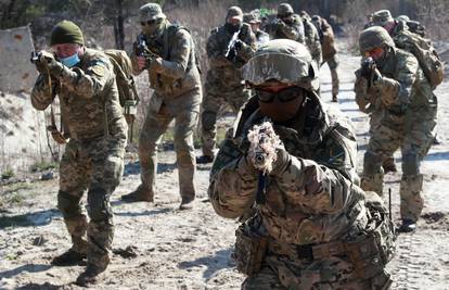 Njemačka i SAD traže da se Rusi povuku s ukrajinske granice