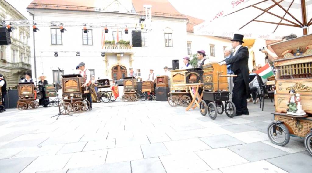 Počeo je Špancirfest: Festival dobrih emocija i uličnih šetača