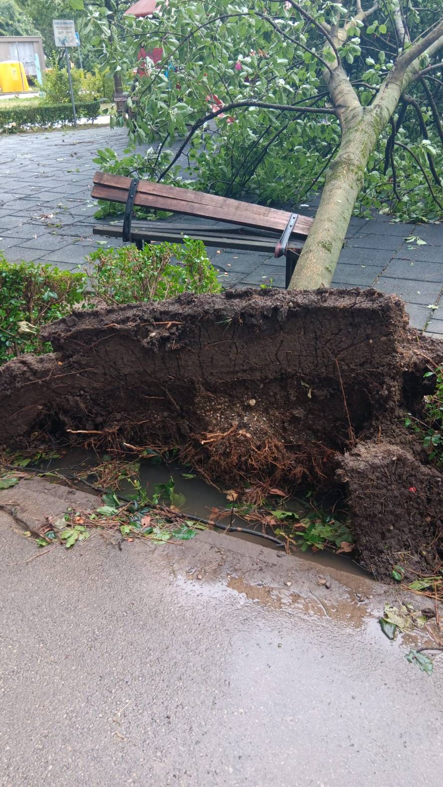 Klimatolog Katušin: 'Ovako nešto nikad nisam vidio, to je kao snaga atomske bombe'