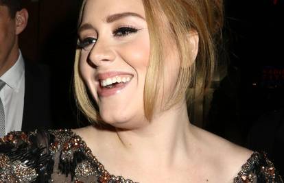 Ispravila grešku: Adele morala vratiti čak 24 milijuna kuna