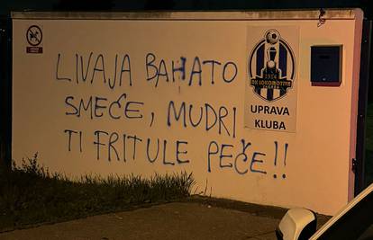 VIDEO Lokomotiva slavila uz tamburaše, na zidu osvanuo natpis 'Livaja bahato smeće'